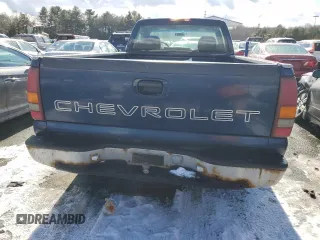2000 Chevrolet Silverado 1500 with VIN 1GCEK14W4YE310235, listed as a Copart auction lot 42107065 with 0 mi miles and Salvage Title. Bid and sale history available at carsss.com. Image 6.