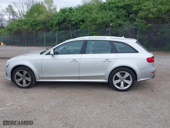 2013 Audi allroad Premium Plus with VIN WA1UFAFL0DA105820, listed as a IAAI auction lot 42095816 with 213,368 mi miles. Bid and sale history available at carsss.com. Image 15.