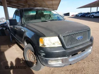 2005 Ford F-150 XL with VIN 1FTRF12565NB72645, listed as a IAAI auction lot 41682505 with 251,124 mi miles. Bid and sale history available at carsss.com. Image 1.