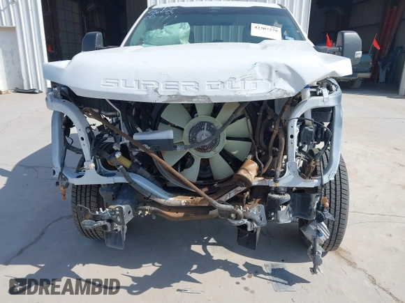 2024 Ford F-250 XL with VIN 1FT7W2BT2REE29043, listed as a IAAI auction lot 42307279 with 7,339 mi miles and . Bid and sale history available at DreamBid. Image 6.