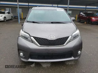2017 Toyota Sienna SE with VIN 5TDXZ3DC9HS900561, listed as a Copart auction lot 51349315 with 69,205 mi miles and Salvage Title. Bid and sale history available at DreamBid. Image 5.