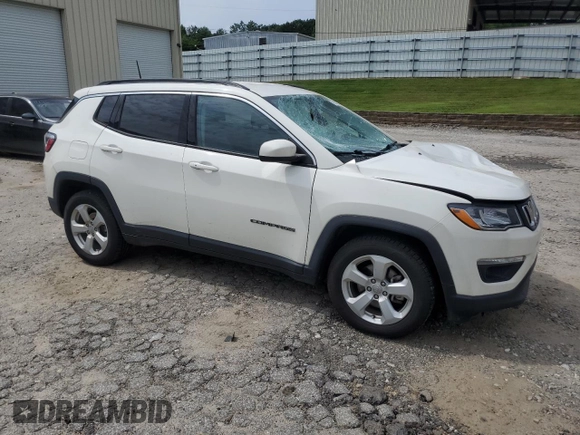 2020 Jeep Compass Latitude with VIN 3C4NJCBB3LT235180, listed as a Copart auction lot 57204295 with 74,821 mi miles and Salvage title. Bid and sale history available at DreamBid. Image 4.