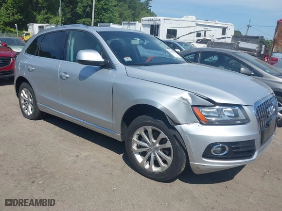 2013 Audi Q5 Premium with VIN WA1CFAFP0DA094672, listed as a IAAI auction lot 39599881 with 94,660 mi miles. Bid and sale history available at carsss.com. Image 1.