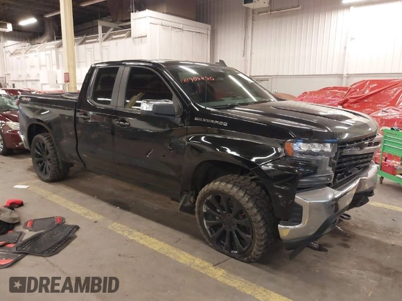 2020 Chevrolet Silverado 1500 LT with VIN 1GCRYDED9LZ130393, listed as a IAAI auction lot 41306400 with 97,654 mi miles. Bid and sale history available at carsss.com. Image 1.