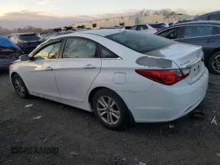 2013 Hyundai Sonata GLS with VIN 5NPEB4AC9DH576503, listed as a Copart auction lot 81426674 with 210,936 mi miles and Clean Title. Bid and sale history available at carsss.com. Image 2.