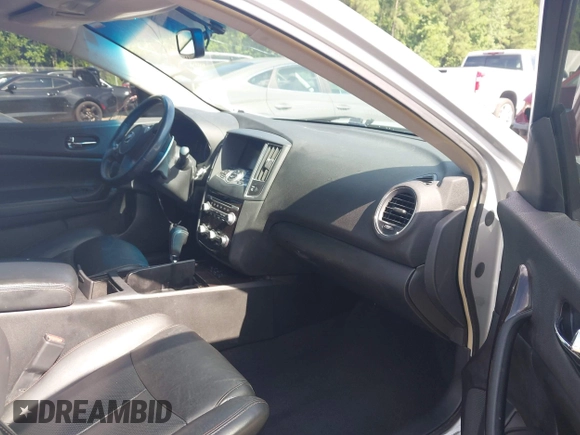 2014 Nissan Maxima SV with VIN 1N4AA5AP1EC455171, listed as a IAAI auction lot 42603177 with 181,619 mi miles and . Bid and sale history available at DreamBid. Image 5.