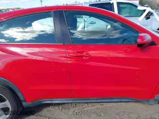 2018 Honda HR-V LX with VIN 3CZRU6H31JG715163, listed as a IAAI auction lot 41724248 with 114,950 mi miles. Bid and sale history available at carsss.com. Image 14.