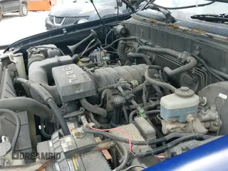 2005 Toyota Tundra SR5 с VIN 5TBET34105S473623, выставлен на аукционе IAAI как лот 42611976 с пробегом 132 325 миль миль и . История ставок и продаж доступна на DreamBid. Изображение 20.