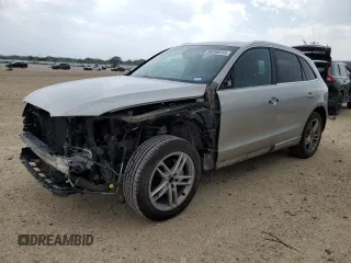2014 Audi Q5 Premium Plus z VIN WA1LFAFP1EA021523, wystawiony jako Copart lot #56254015 z przebiegiem 121 364 mil mil oraz Szkoda całkowita • Salvage title. Historia ofert i sprzedaży dostępna na DreamBid. Obrazek 1.