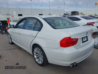 2011 BMW 3 Series 328i xDrive with VIN WBAPK7C50BA970837, listed as a IAAI auction lot 41224747 with 152,125 mi miles. Bid and sale history available at carsss.com. Image 3.