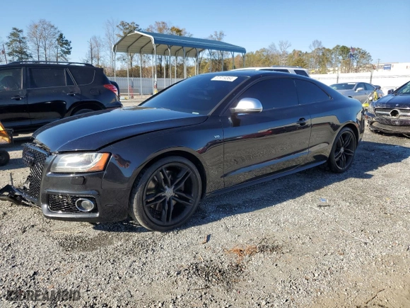 2008 Audi S5 with VIN WAURV78T08A035687, listed as a Copart auction lot 81919364 with 132,296 mi miles and Salvage Title. Bid and sale history available at carsss.com. Image 1.