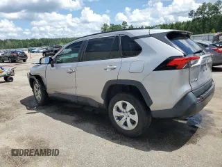 2021 Toyota RAV4 LE z VIN 2T3K1RFV1MC165880, wystawiony jako Copart lot #60464755 z przebiegiem 74 191 mil mil oraz Szkoda całkowita • Salvage title. Historia ofert i sprzedaży dostępna na DreamBid. Obrazek 2.