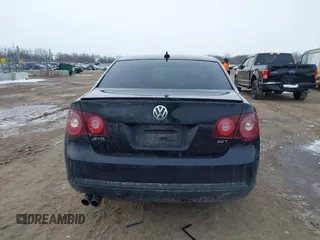 2010 Volkswagen Jetta Wolfsburg Edition with VIN 3VWRA7AJ2AM041200, listed as a IAAI auction lot 41606837 with 184,109 mi miles and . Bid and sale history available at DreamBid. Image 16.