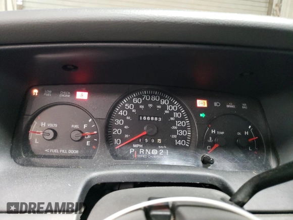 2004 Ford Police Interceptor Base w/3.27 Axle with VIN 2FAFP71WX4X160918, listed as a Copart auction lot 48487095 with 166,883 mi miles and Salvage title. Bid and sale history available at DreamBid. Image 9.