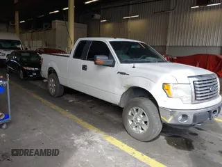 2011 Ford F-150 XL with VIN 1FTFX1EF8BFB45795, listed as a IAAI auction lot 40379782 with 259,050 mi miles. Bid and sale history available at carsss.com. Image 1.