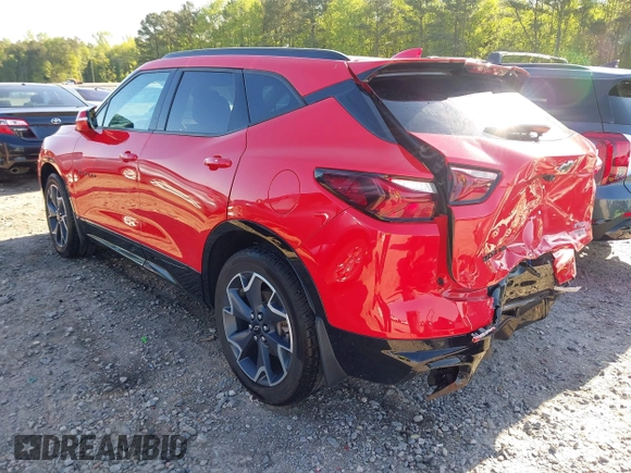 2021 Chevrolet Blazer RS z VIN 3GNKBKRSXMS532963, wystawiony jako IAAI lot #42042190 z przebiegiem 67 275 mil mil oraz . Historia ofert i sprzedaży dostępna na DreamBid. Obrazek 3.