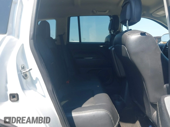 2016 Jeep Compass High Altitude Edition with VIN 1C4NJDEB7GD759123, listed as a IAAI auction lot 40114784 with 137,378 mi miles. Bid and sale history available at carsss.com. Image 8.