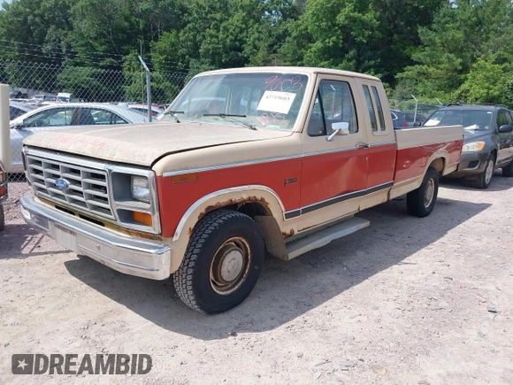 1983 Ford F-150 with VIN 1FTEX15Y5DKA31809, listed as a IAAI auction lot 42719603 with 19,240 mi miles and . Bid and sale history available at DreamBid. Image 2.