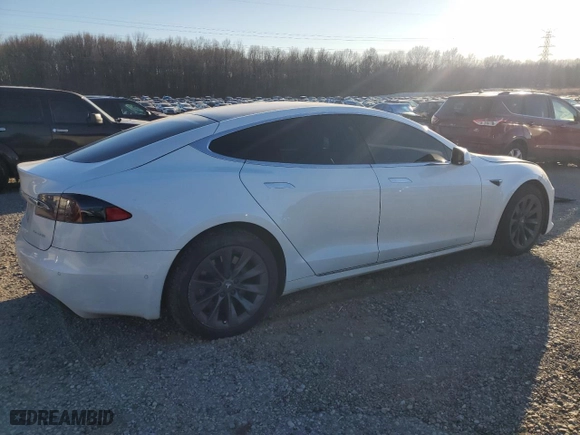 2020 Tesla Model S Long Range with VIN 5YJSA1E21LF369218, listed as a Copart auction lot 89139005 with NaN miles and Clean Title. Bid and sale history available at carsss.com. Image 3.