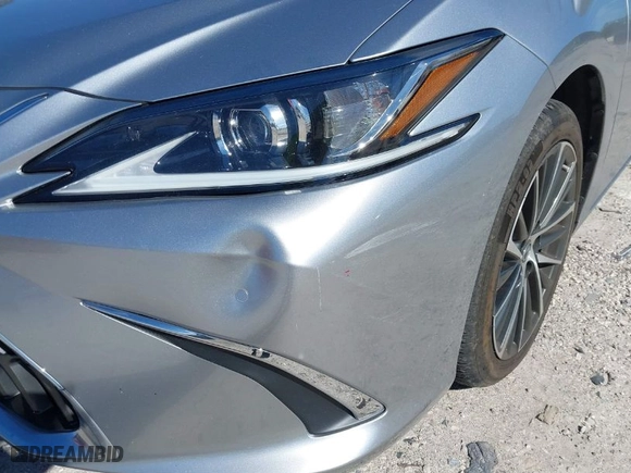 2022 Lexus ES with VIN 58ADZ1B18NU121477, listed as a IAAI auction lot 41434448 with 28,655 mi miles. Bid and sale history available at carsss.com. Image 6.