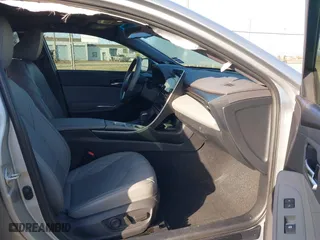 2020 Toyota Avalon Limited with VIN 4T1DZ1FB2LU053877, listed as a IAAI auction lot 41725361 with 24,552 mi miles. Bid and sale history available at carsss.com. Image 5.