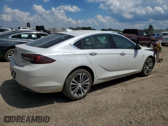 2019 Buick Regal Essence with VIN W04GP6SX5K1011235, listed as a Copart auction lot 61972785 with 109,442 mi miles and Clean title. Bid and sale history available at DreamBid. Image 3.
