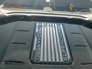 2017 Land Rover Discovery HSE with VIN SALRRBBV1HA046078, listed as a Copart auction lot 68925635 with 105,330 mi miles and Salvage title. Bid and sale history available at DreamBid. Image 16.