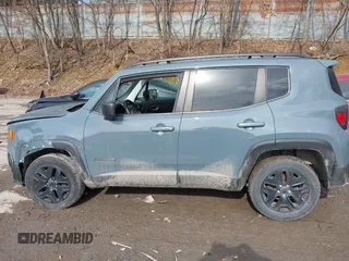 2018 Jeep Renegade Sport with VIN ZACCJBAB2JPH56754, listed as a IAAI auction lot 41541555 with 141,616 mi miles. Bid and sale history available at carsss.com. Image 15.