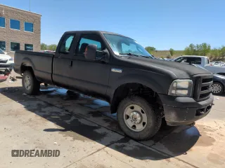 2005 Ford F-250 XL с VIN 1FTSX21595EC29006, выставлен на аукционе Copart как лот 56250625 с пробегом 318 377 миль миль и Чистый • Clean title. История ставок и продаж доступна на DreamBid. Изображение 4.