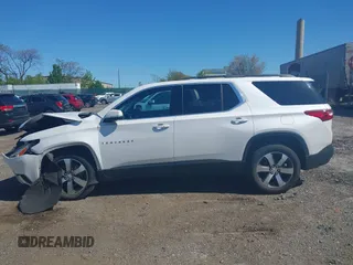 2021 Chevrolet Traverse LT z VIN 1GNEVHKW3MJ151106, wystawiony jako IAAI lot #42138456 z przebiegiem 46 605 mil mil oraz . Historia ofert i sprzedaży dostępna na DreamBid. Obrazek 14.