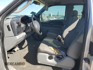 2005 Ford F-250 XL z VIN 1FTSX20P85EC59147, wystawiony jako Copart lot #51835615 z przebiegiem Nie podano mil oraz Szkoda całkowita • Salvage title. Historia ofert i sprzedaży dostępna na DreamBid. Obrazek 7.