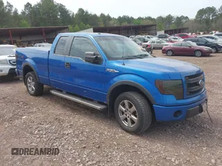 2013 Ford F-150 XL with VIN 1FTFX1CF7DKE53781, listed as a IAAI auction lot 41886304 with 263,743 mi miles. Bid and sale history available at carsss.com. Image 1.