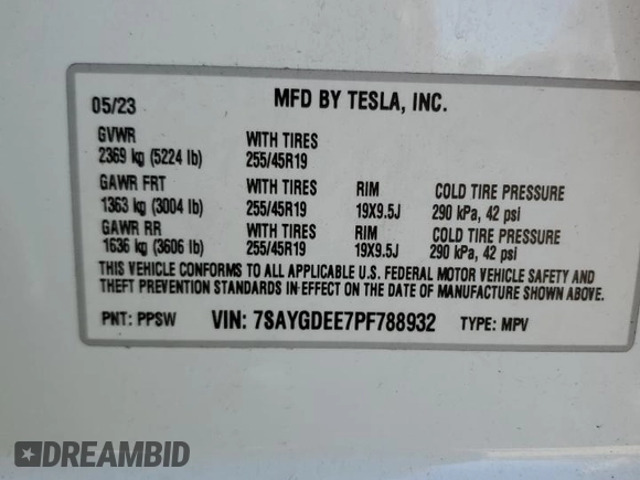 2023 Tesla Model Y Long Range z VIN 7SAYGDEE7PF788932, wystawiony jako Copart lot #52822515 z przebiegiem 33 007 mil mil oraz Szkoda całkowita • Salvage title. Historia ofert i sprzedaży dostępna na DreamBid. Obrazek 14.