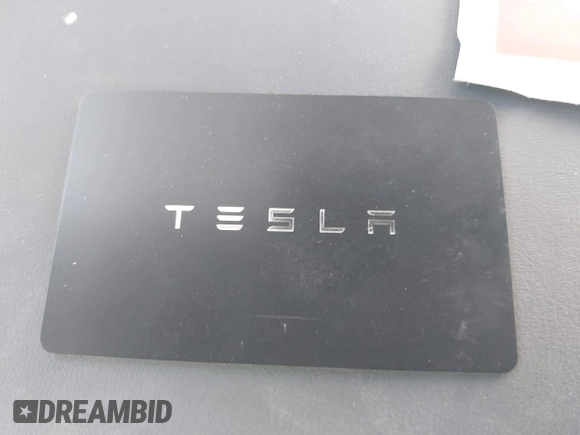 2024 Tesla Model Y Long Range with VIN 7SAYGDEE3RA321734, listed as a IAAI auction lot 40825378 with 4,440 mi miles and . Bid and sale history available at DreamBid. Image 11.