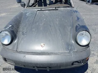 1988 Porsche 911 Carrera with VIN WP0EB0917JS161351, listed as a IAAI auction lot 39908257 with 1 mi miles. Bid and sale history available at carsss.com. Image 10.