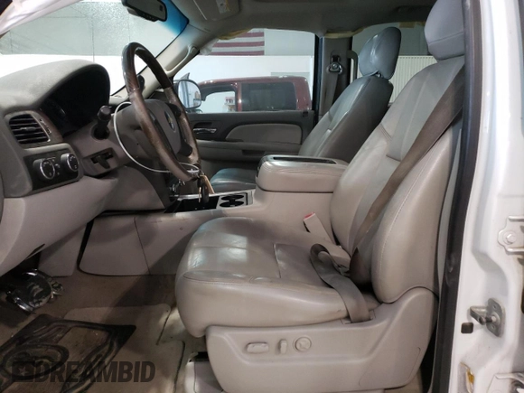 2007 Chevrolet Avalanche 1LT z VIN 3GNEK12327G109165, wystawiony jako Copart lot #85896634 z przebiegiem 168 822 mil mil oraz Szkoda całkowita • Salvage title. Historia ofert i sprzedaży dostępna na DreamBid. Obrazek 7.