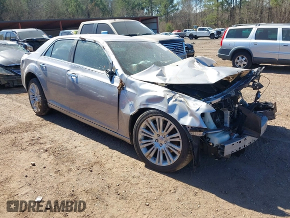 2014 Chrysler 300 with VIN 2C3CCAET6EH138940, listed as a IAAI auction lot 41639776 with 45,932 mi miles. Bid and sale history available at carsss.com. Image 1.