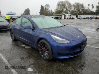 2023 Tesla Model 3 Performance z VIN 5YJ3E1EC8PF461353, wystawiony jako Copart lot #45044865 z przebiegiem 32 324 mil mil oraz Szkoda całkowita • Salvage title. Historia ofert i sprzedaży dostępna na DreamBid. Obrazek 4.