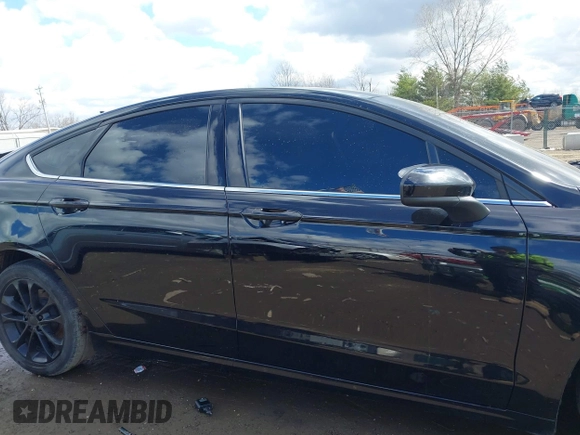 2020 Ford Fusion SE with VIN 3FA6P0LU1LR164100, listed as a IAAI auction lot 41859480 with Not provided miles and . Bid and sale history available at DreamBid. Image 14.