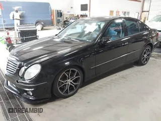2007 Mercedes-Benz E 550 with VIN WDBUF90X77X212623, listed as a IAAI auction lot 41506658 with Not Provided miles and . Bid and sale history available at carsss.com. Image 2.