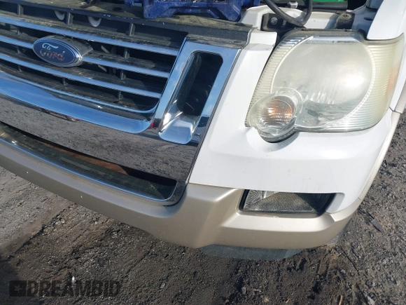 2007 Ford Explorer Eddie Bauer с VIN 1FMEU64897UA35759, выставлен на аукционе IAAI как лот 41963289 с пробегом 201 994 миль миль и . История ставок и продаж доступна на DreamBid. Изображение 6.