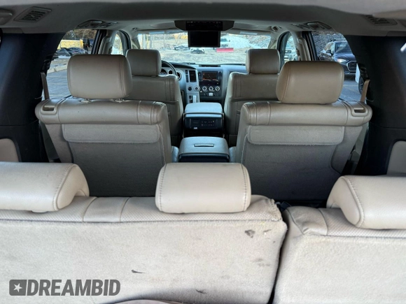 2008 Toyota Sequoia Platinum with VIN 5TDBY67A28S022612, listed as a Copart auction lot 48858235 with 232,747 mi miles and Clean Title. Bid and sale history available at carsss.com. Image 6.