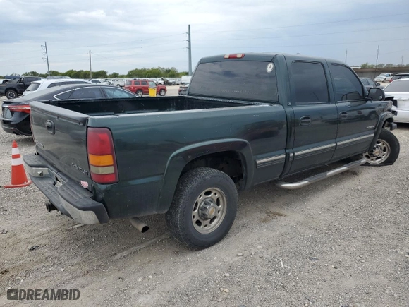 2002 Chevrolet Silverado 1500HD LS with VIN 1GCGC13U72F124518, listed as a Copart auction lot 72606104 with 247,796 mi miles and Salvage Title. Bid and sale history available at carsss.com. Image 3.