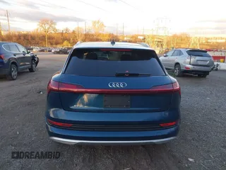 2019 Audi e-tron Prestige with VIN WA1VABGE0KB011579, listed as a IAAI auction lot 41027812 with 41,549 mi miles and . Bid and sale history available at DreamBid. Image 16.
