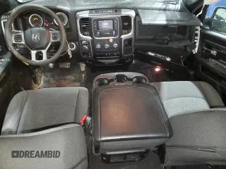 2024 Ram 1500 Warlock z VIN 1C6RR7LG6RS148810, wystawiony jako Copart lot #43155135 z przebiegiem 18 523 mil mil oraz Czysty tytuł • Clean title. Historia ofert i sprzedaży dostępna na DreamBid. Obrazek 8.