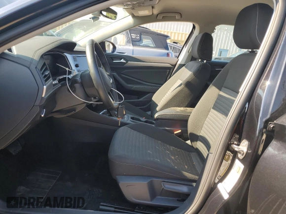 2024 Volkswagen Jetta S with VIN 3VW5M7BU8RM031765, listed as a Copart auction lot 63700505 with 40,808 mi miles and Clean title. Bid and sale history available at DreamBid. Image 7.