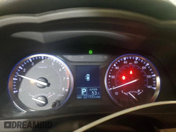 2015 Toyota Highlander LE z VIN 5TDBKRFHXFS217825, wystawiony jako Copart lot #57860765 z przebiegiem 221 930 mil mil oraz Szkoda całkowita • Salvage title. Historia ofert i sprzedaży dostępna na DreamBid. Obrazek 9.