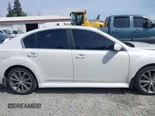 2014 Subaru Legacy Special Sports z VIN 4S3BMBH69E3036678, wystawiony jako IAAI lot #42077275 z przebiegiem 113 916 mil mil oraz . Historia ofert i sprzedaży dostępna na DreamBid. Obrazek 14.