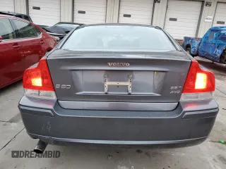 2005 Volvo S60 with VIN YV1RH592452443680, listed as a Copart auction lot 84014284 with 190,370 mi miles and Salvage Title. Bid and sale history available at carsss.com. Image 6.