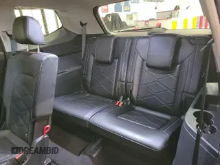 2024 Volkswagen Atlas SE with VIN 1V2HR2CA0RC555310, listed as a IAAI auction lot 42726962 with 18,978 mi miles and . Bid and sale history available at DreamBid. Image 15.